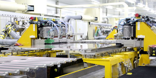 東旭集團(tuán) 發(fā)展新質(zhì)生產(chǎn)力 煉就顯示強(qiáng)國新動能